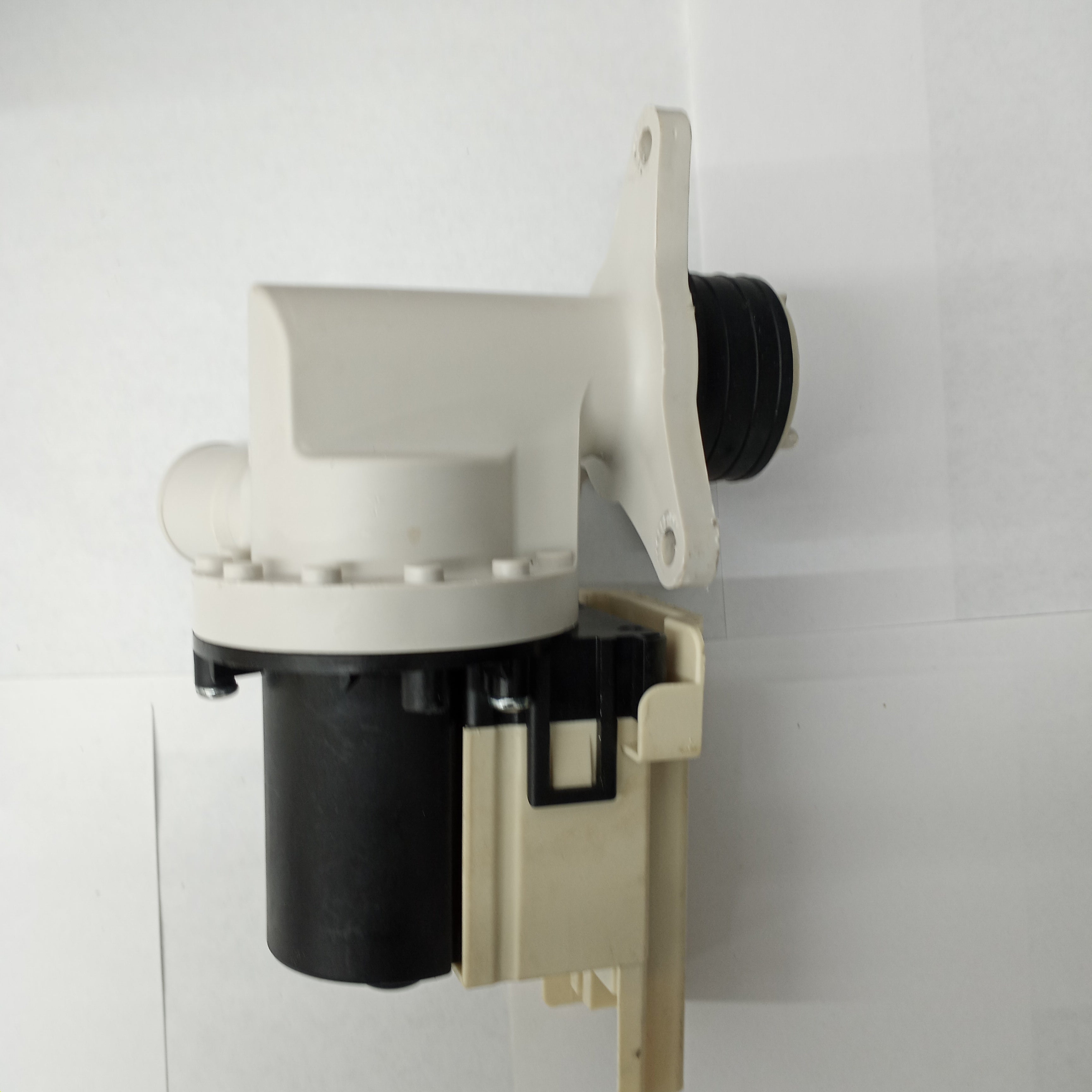 Frigidaire Washer/Dryer Drain Pump Assembly BPX401-13J 5304500535 Frigidaire Washer/Dryer Drain Pump Assembly BPX401-13J 5304500535